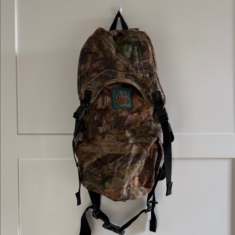 Mad Dog Gear Camouflage Hunting Backpack Advantage Timber Camo 24” Tactical Clip